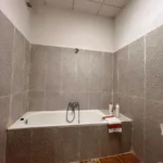 Bañera en Noguera 4, apartamento rural en Villamiel totalmente equipado