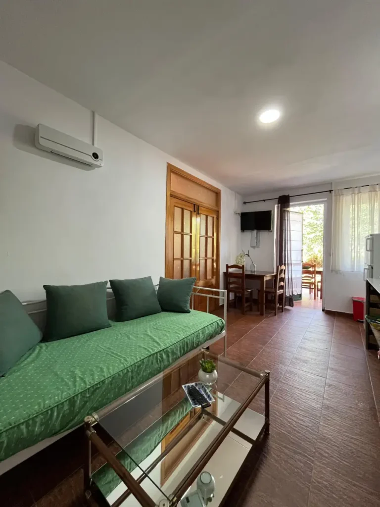 Vista de Noguera 6, apartamento rural en Villamiel totalmente equipado