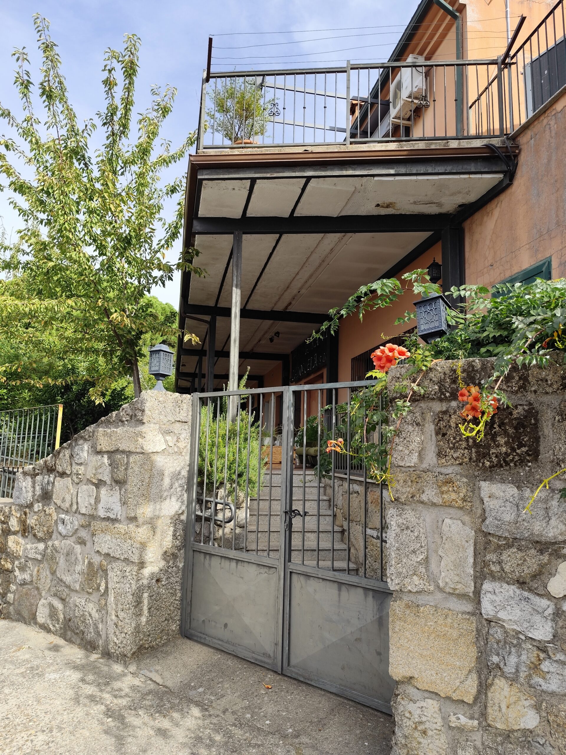 Distribución en dos plantas