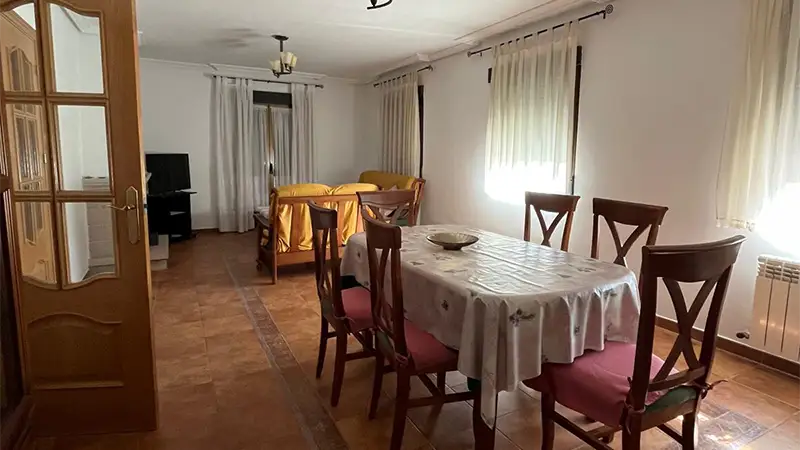Salón de Alma1, apartamento rural en Villamiel totalmente equipado